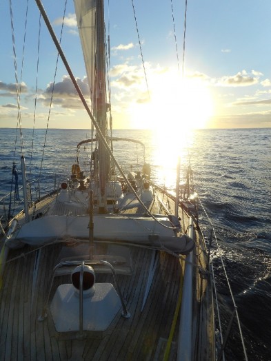 Aisling sailing to Tahiti