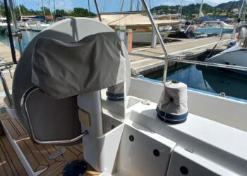 Moody Decksaloon 45, STELLAR J 52