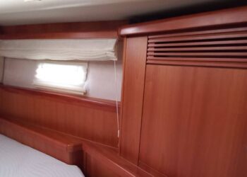 Moody Decksaloon 45, STELLAR J 57