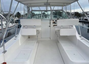 Mainship Pilot 30, ISLAND GIRL 19