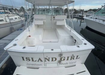 Mainship Pilot 30, ISLAND GIRL 25