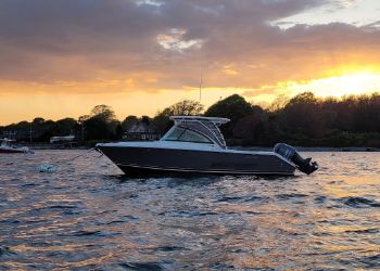 Pursuit DC 265 Dual Console, UNFETTERED