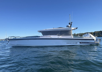Axopar 37 XC Cross Cabin, RUSH